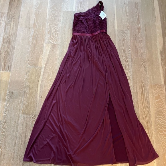David’s bridesmaids one shoulder flowy dress new with tag dark burgundy lace - Picture 4 of 8